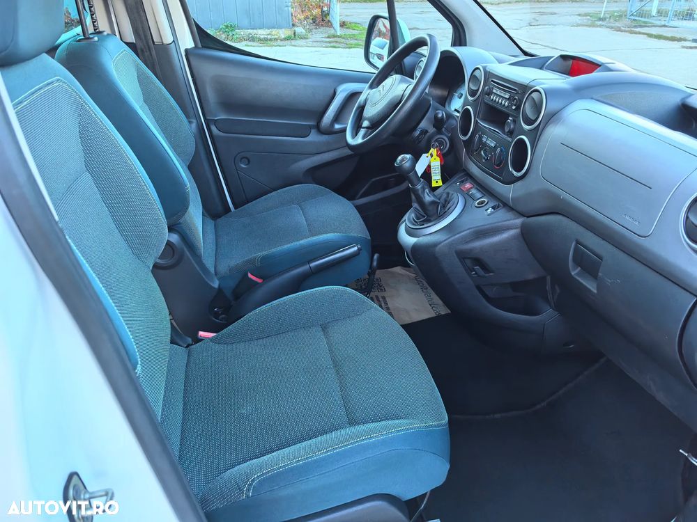 Citroën Berlingo 1.2 PureTech 110 S&S BVM6 Feel - 22