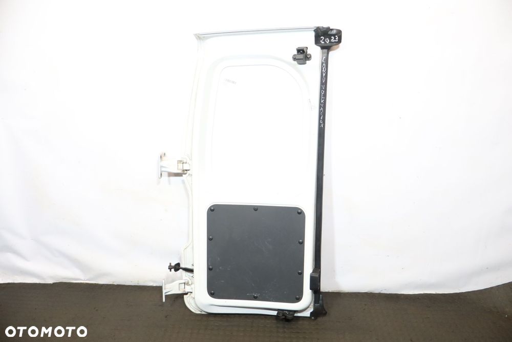 DRZWI PRAWY TYŁ BAGAŻNIKA  VOLKSWAGEN CADDY IV - 2