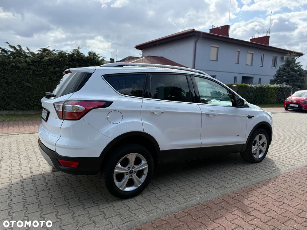 Ford Kuga - 14