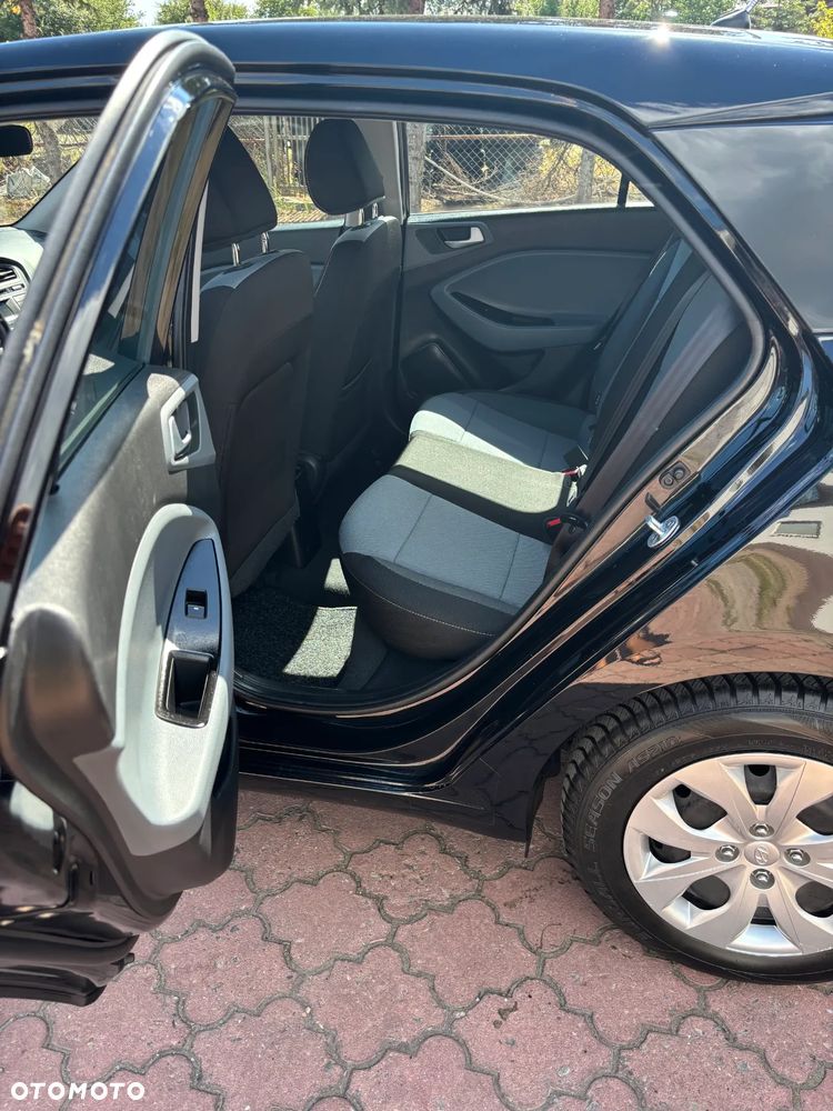 Hyundai i20 1.4 Active Premium - 13