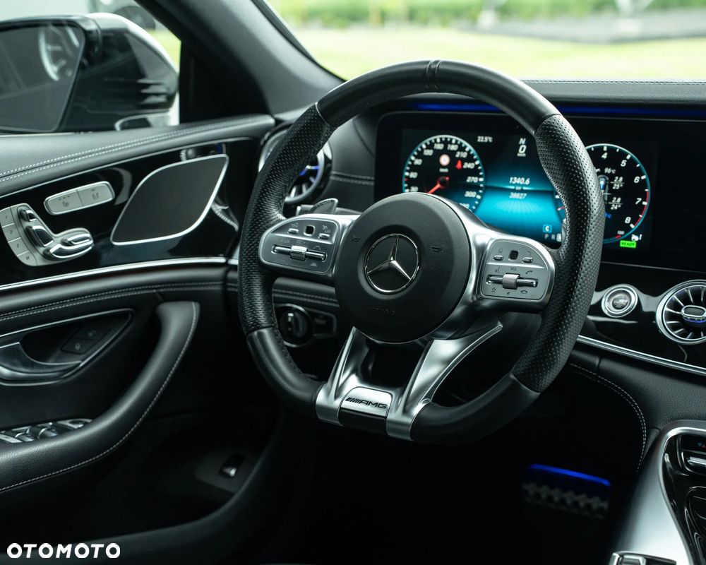 Mercedes-Benz AMG GT 43 4-Matic+ - 17
