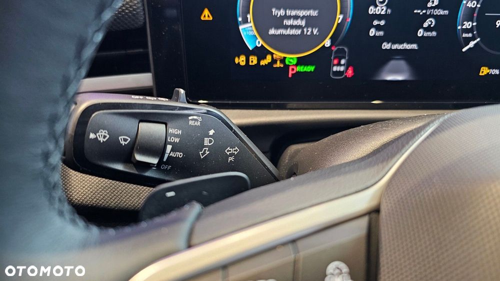 Volkswagen T-Roc - 25