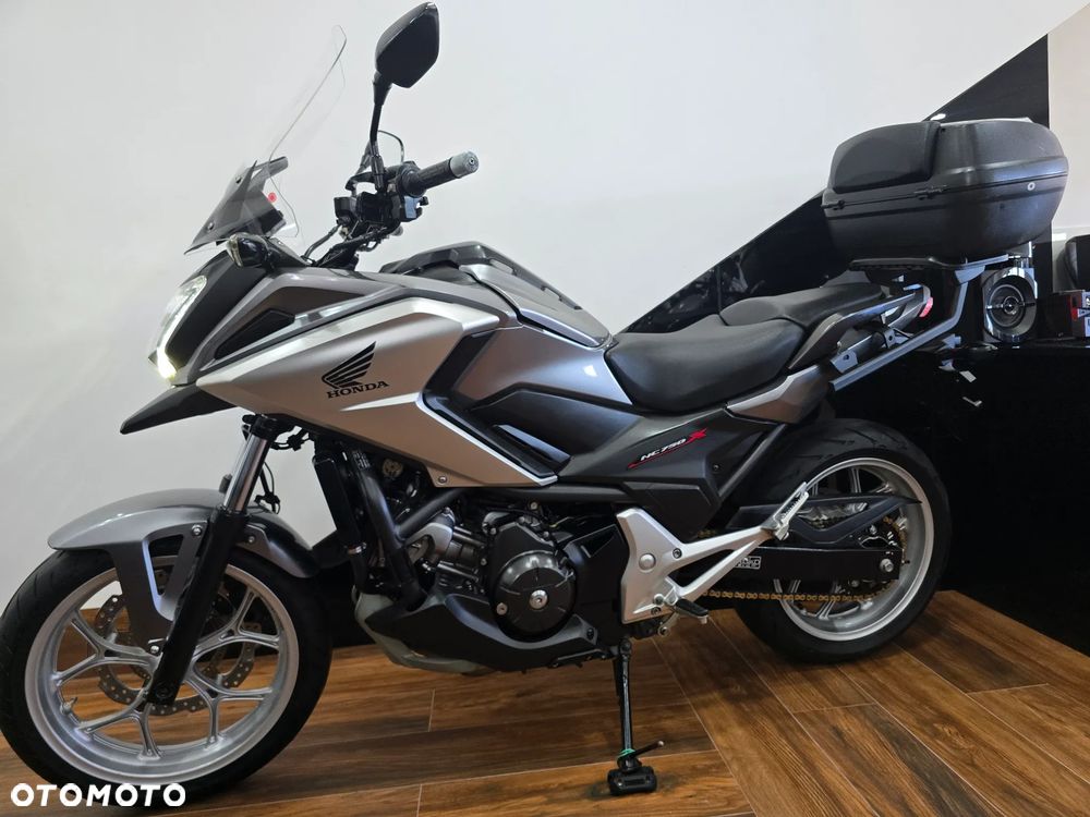 Honda NC - 8