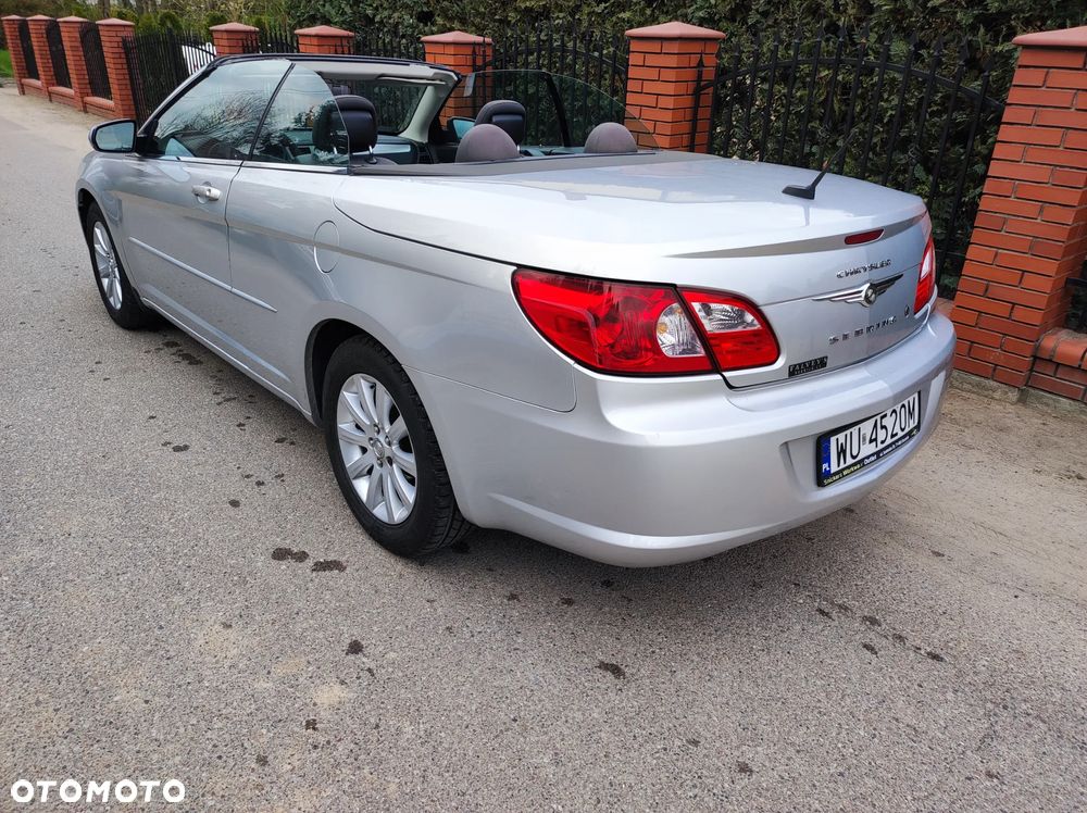Chrysler Sebring 2.7 V6 Limited - 17