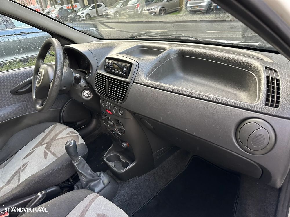 Fiat Punto 1.3 JTD - 13