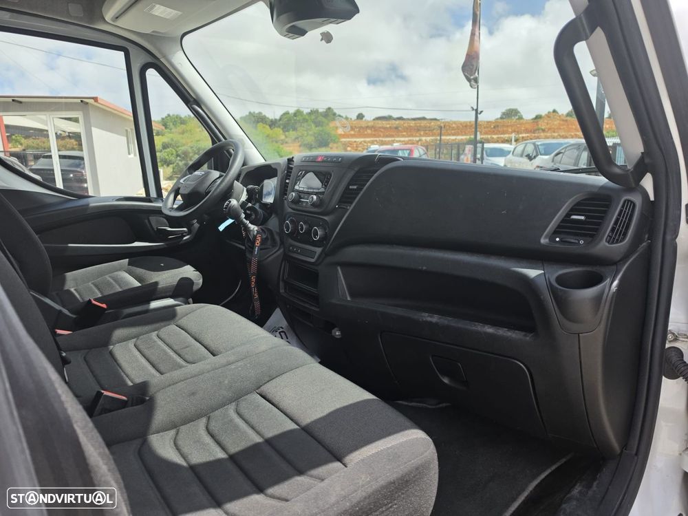 Iveco Daily 2.3D 35S16 Longa - 13