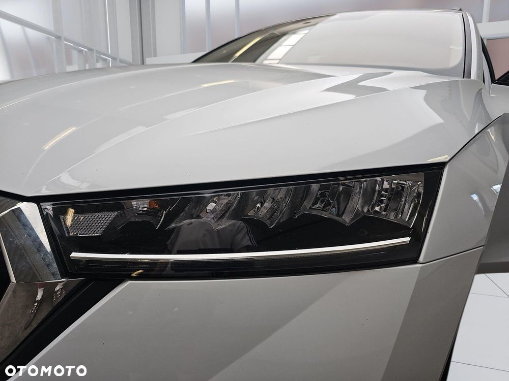 Skoda Octavia 2.0 TDI Ambition DSG - 33