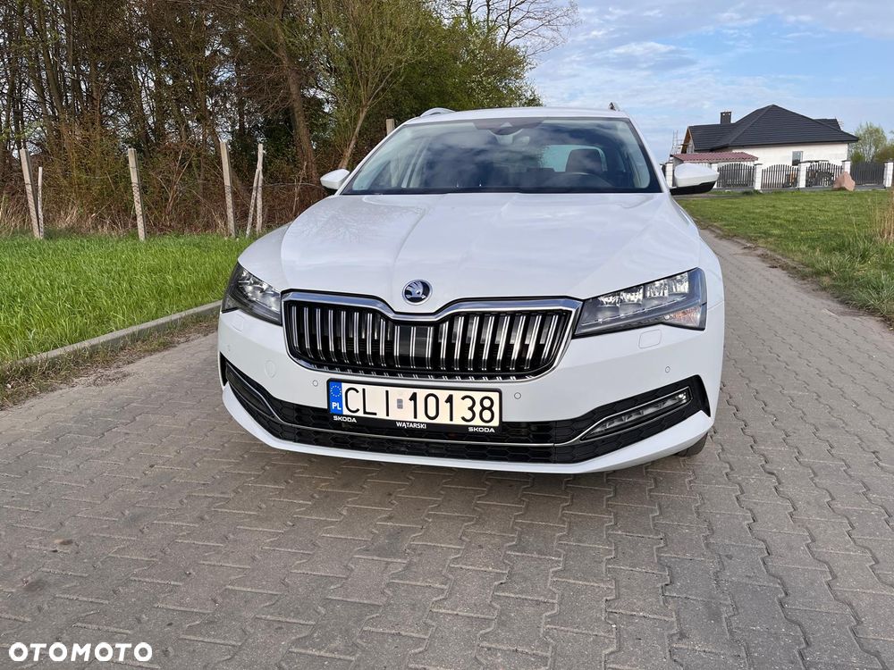 Skoda Superb 2.0 TDI DSG Style - 2