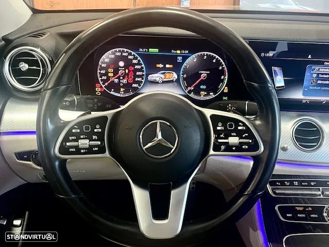 Mercedes-Benz E 300 de Avantgarde - 15