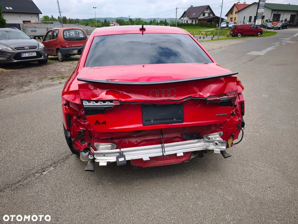 Audi A4 Limousine - 6
