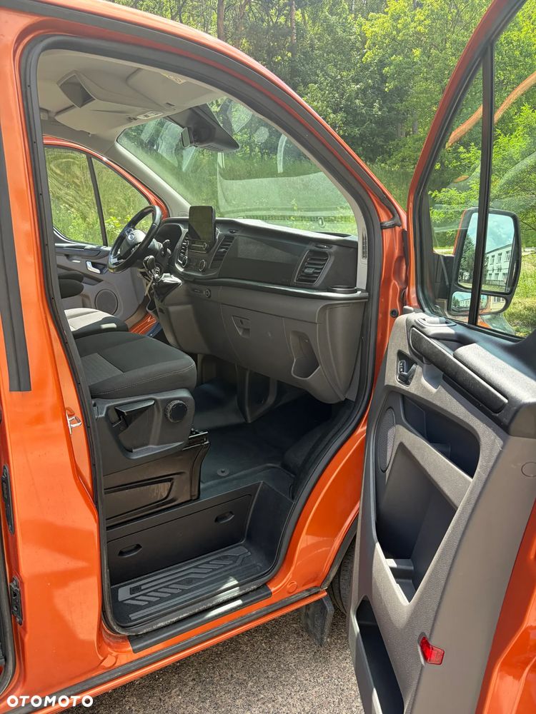 Ford Transit Custom 290 L1H1 Limited - 11