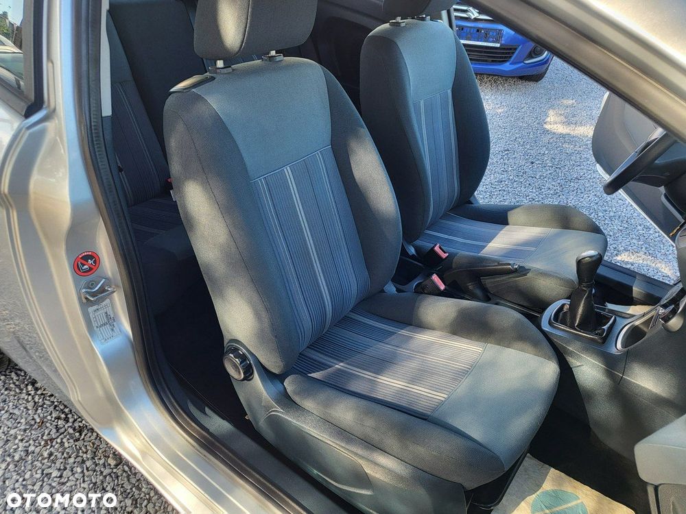 Ford Fiesta - 16