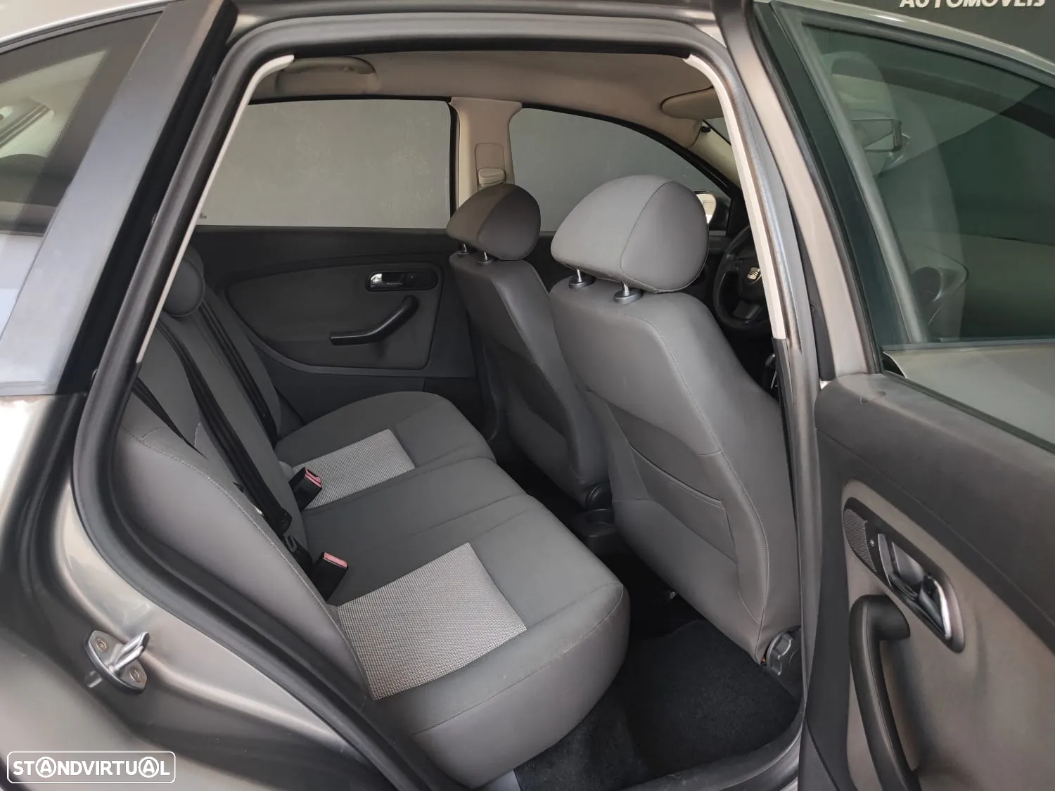 SEAT Ibiza 1.4 TDi Signo - 33