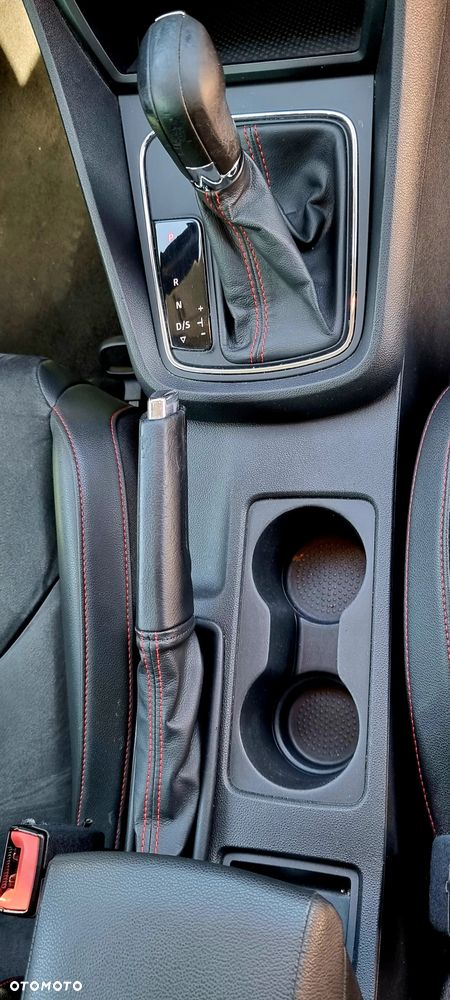 Seat Leon 2.0 TDI DPF Ecomotive DSG FR - 31