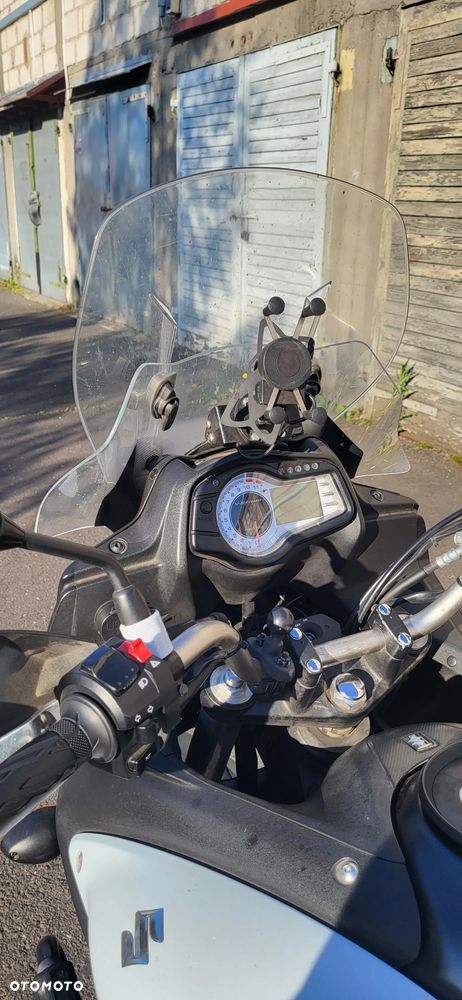 Suzuki DL - 17