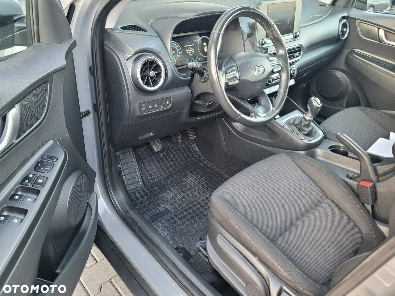 Hyundai Kona - 13