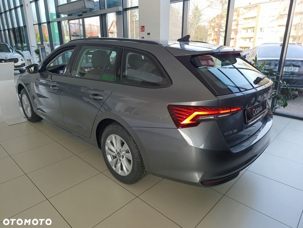 Skoda Octavia - 3