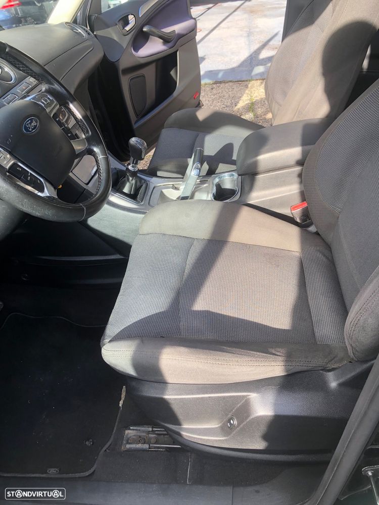 Ford S-Max 1.8 TDCi Titanium 7L - 18