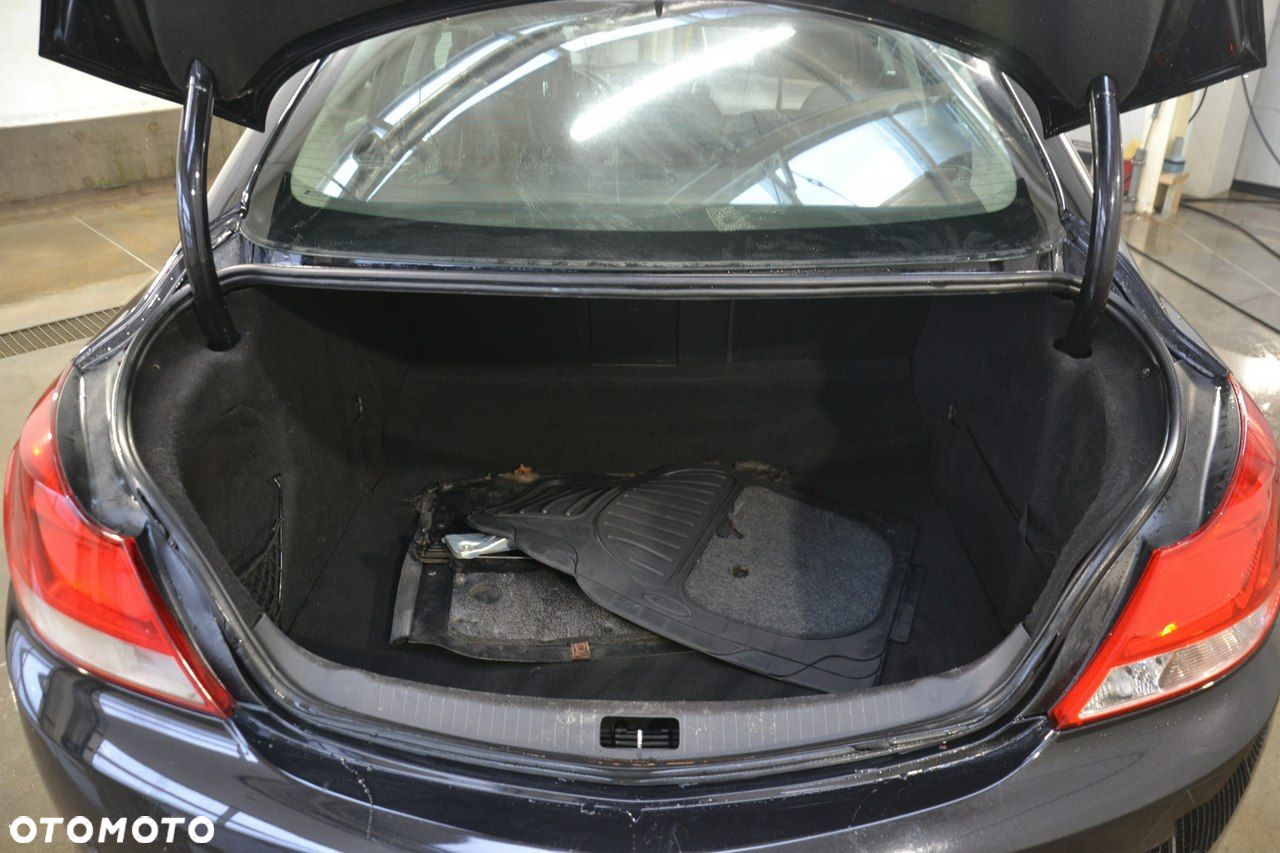 Opel Insignia - 21