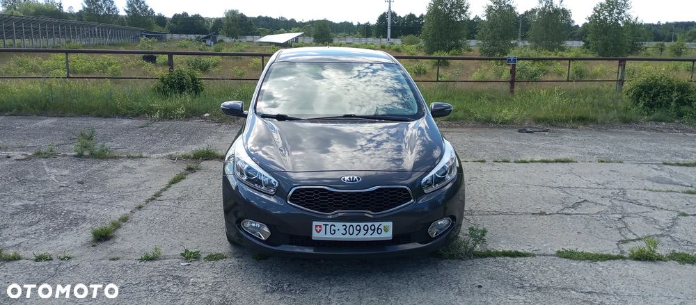Kia Ceed 1.6 GDI Dream-Team Edition - 5