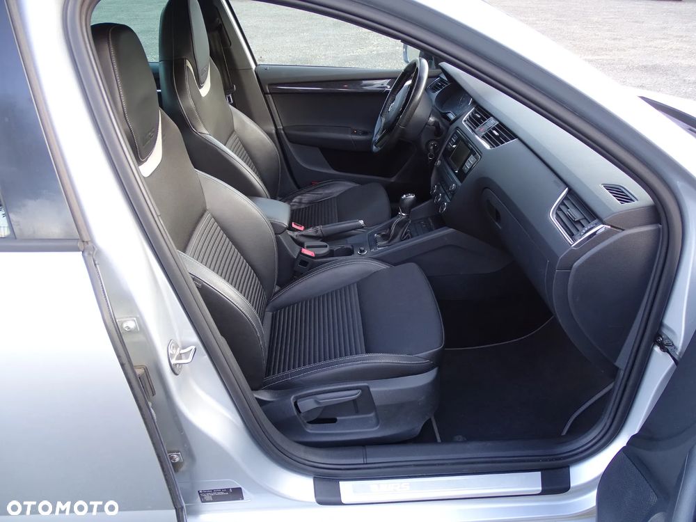 Skoda Octavia 2.0 TDI RS - 21