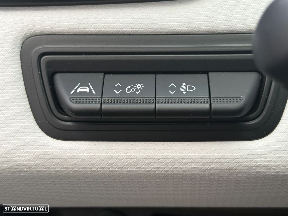 Renault Clio 1.0 TCe Evolution Bi-Fuel - 26