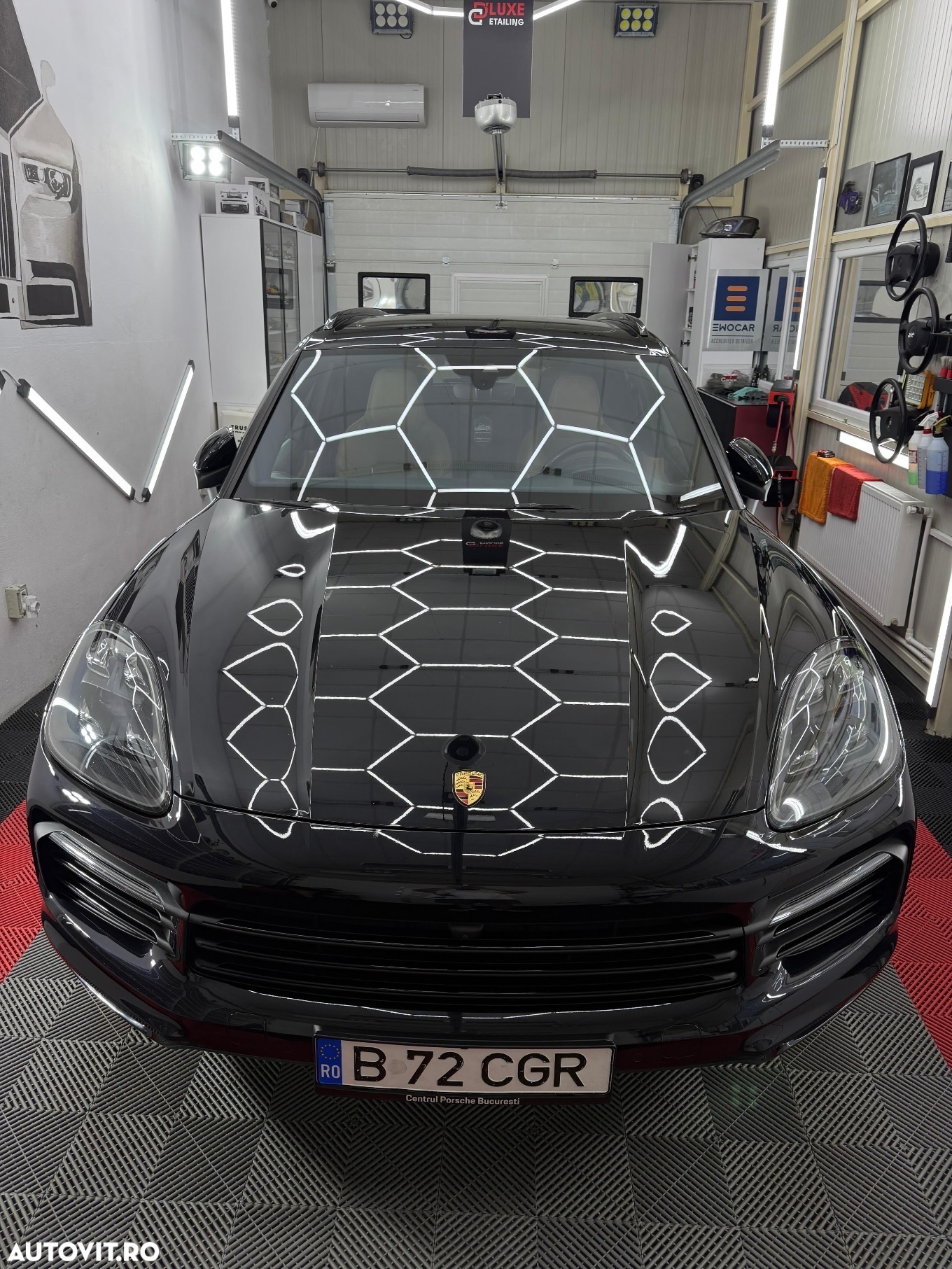 Porsche Cayenne - 16