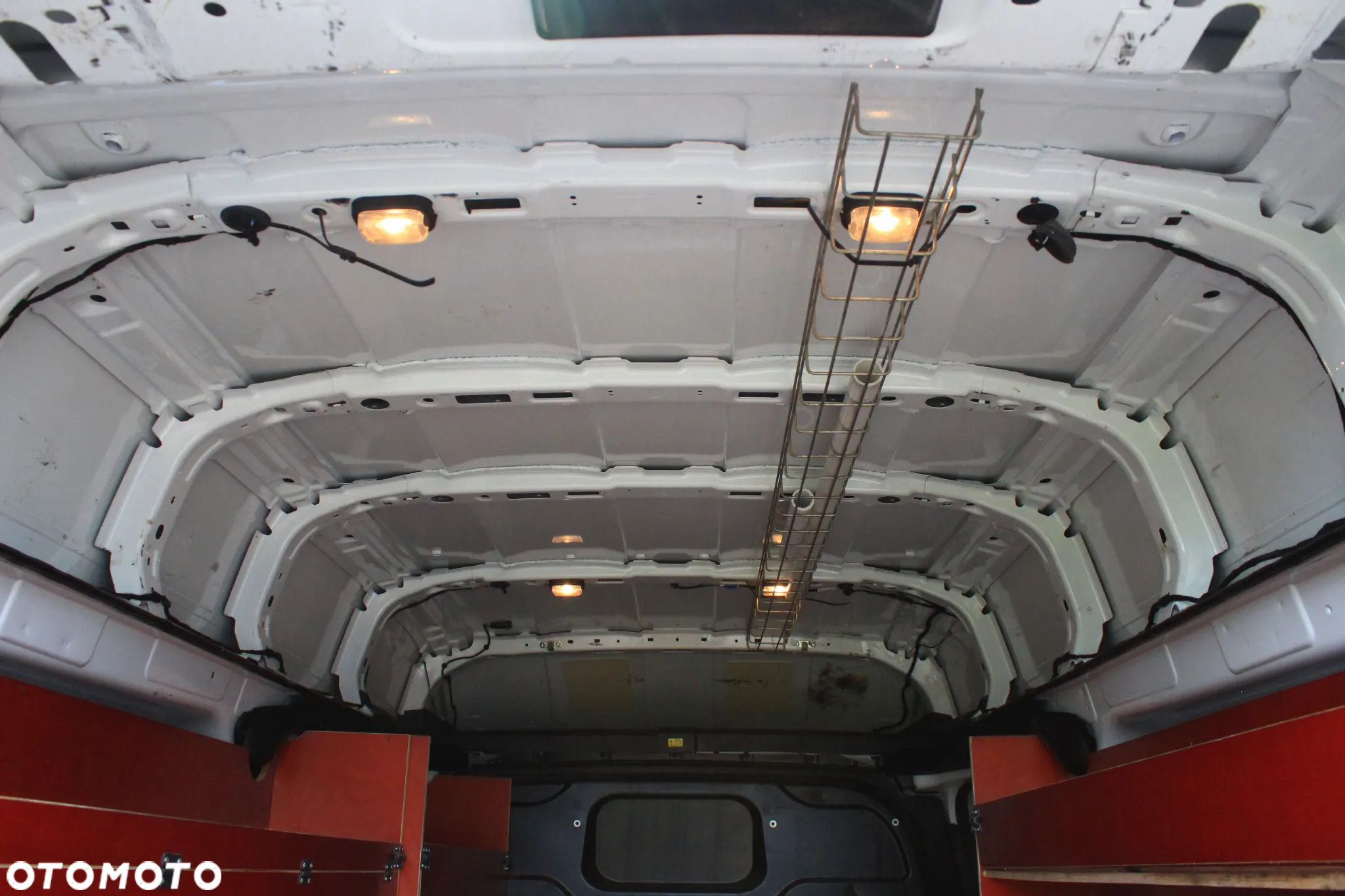 Ford TRANSIT CUSTOM - 18