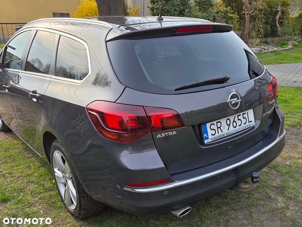 Opel Astra 1.4 T Cosmo EU6 - 4