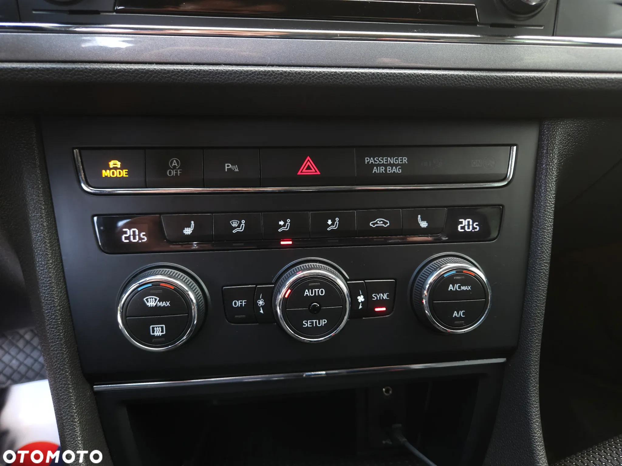 Seat Leon 2.0 TDI DPF DSG FR Black Matt Edition - 30