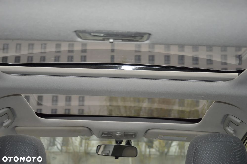 Toyota Prius+ 1.8 HSD Prestige - 31