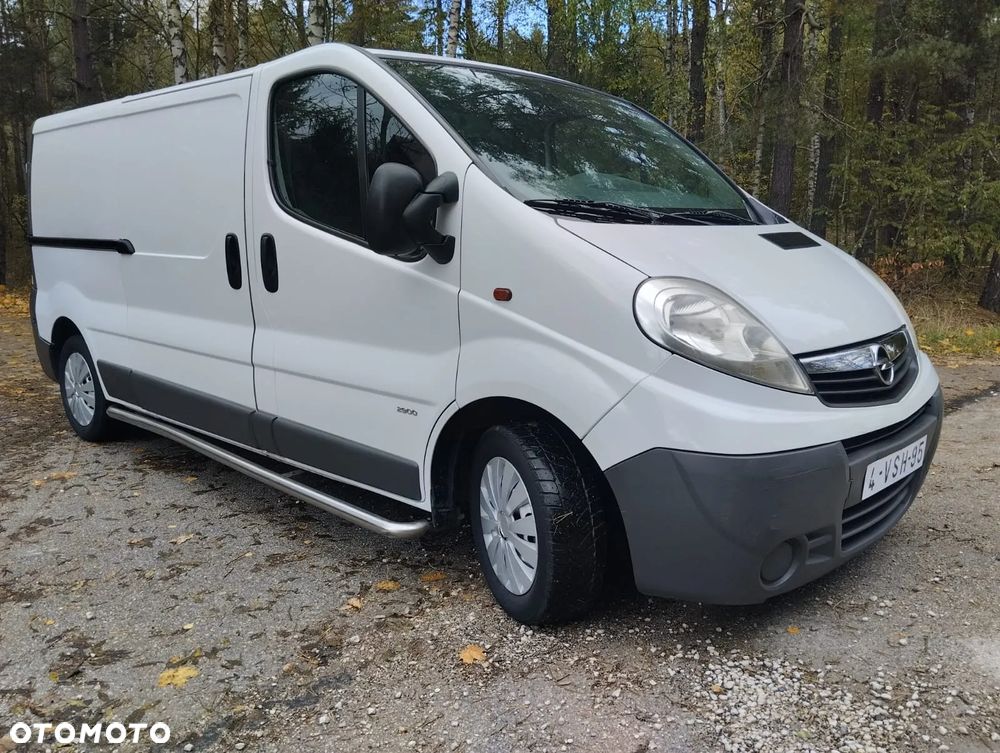 Opel Vivaro - 4