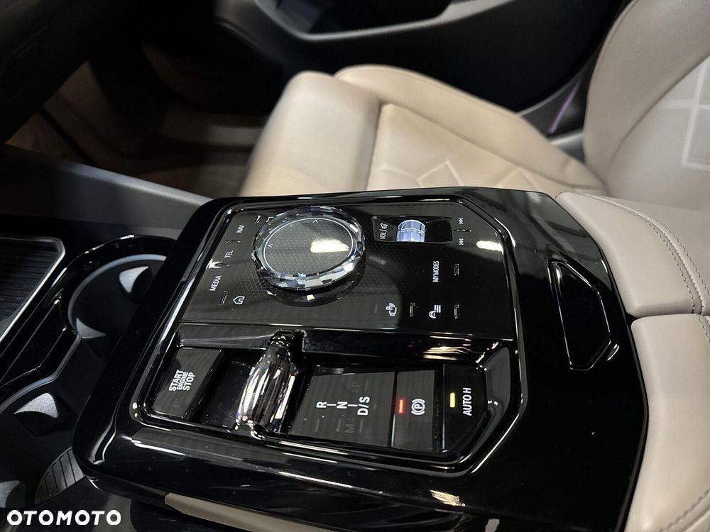 BMW Seria 5 - 24