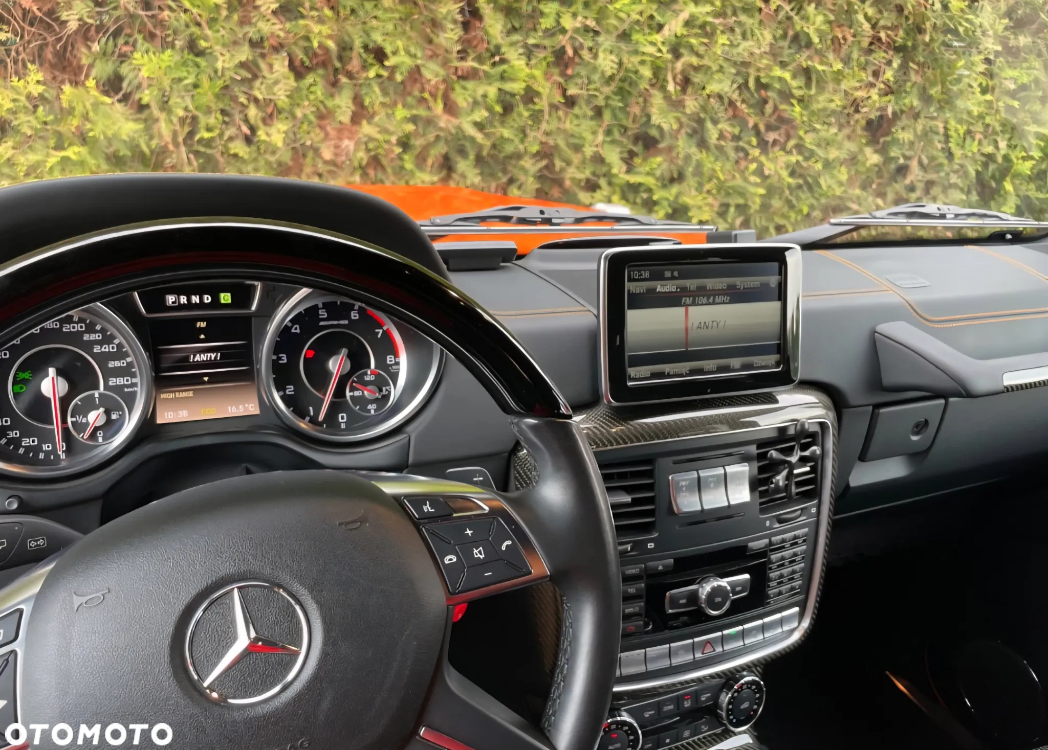 Mercedes-Benz Klasa G AMG 63 AMG SPEEDSHIFT 7G-TRONIC - 14