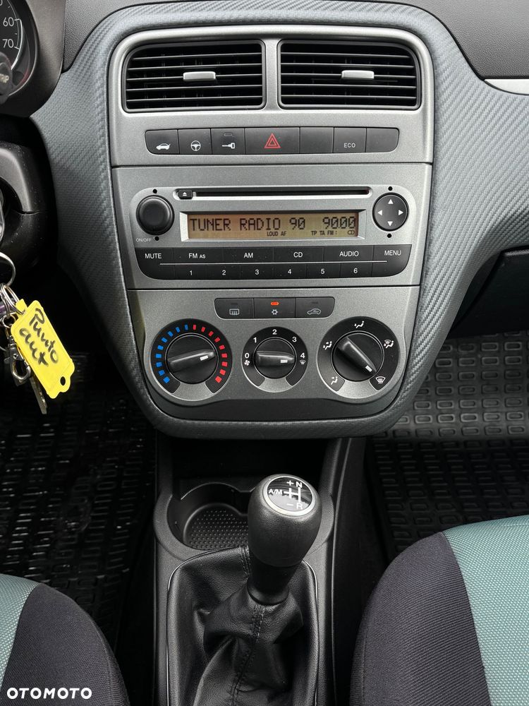 Fiat Grande Punto 1.4 8V Dualogic Active - 11