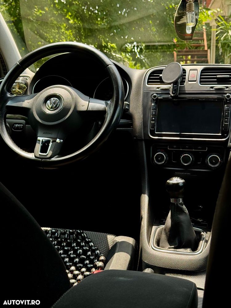 VOLKSWAGEN Golf 2010 — imagine 18
