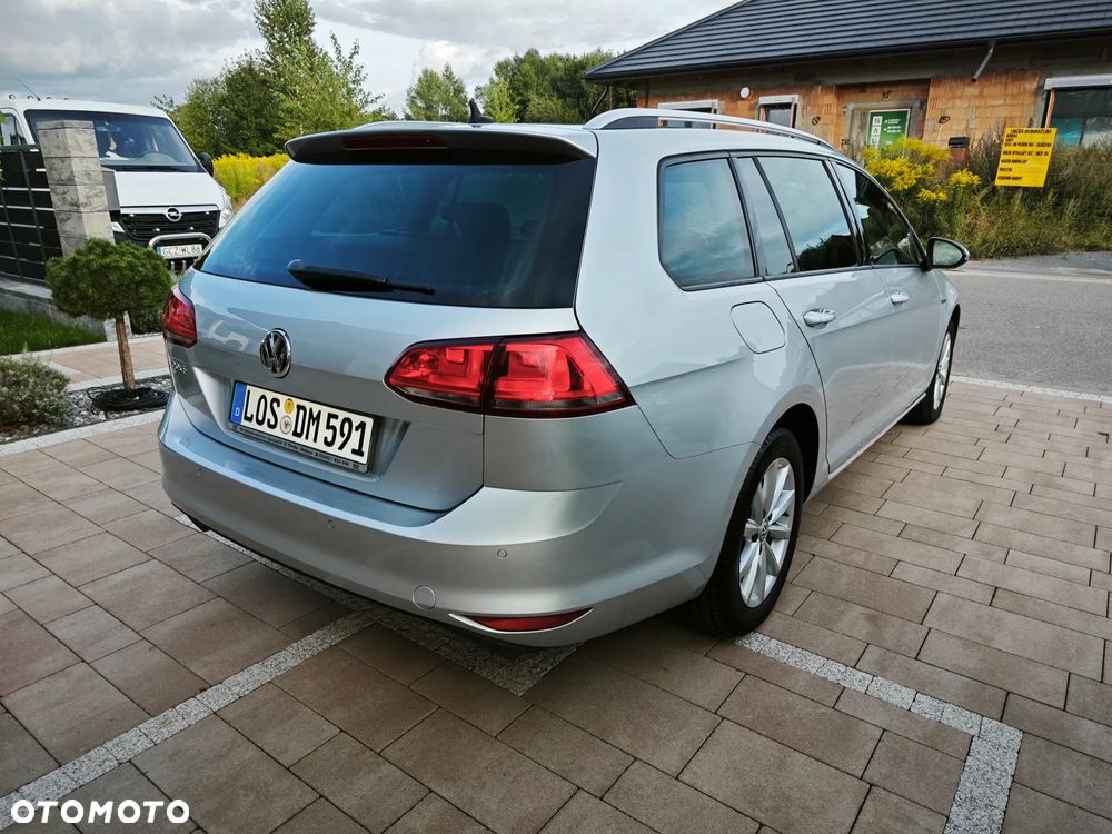 Volkswagen Golf 1.6 TDI BlueMotion Technology Lounge - 28