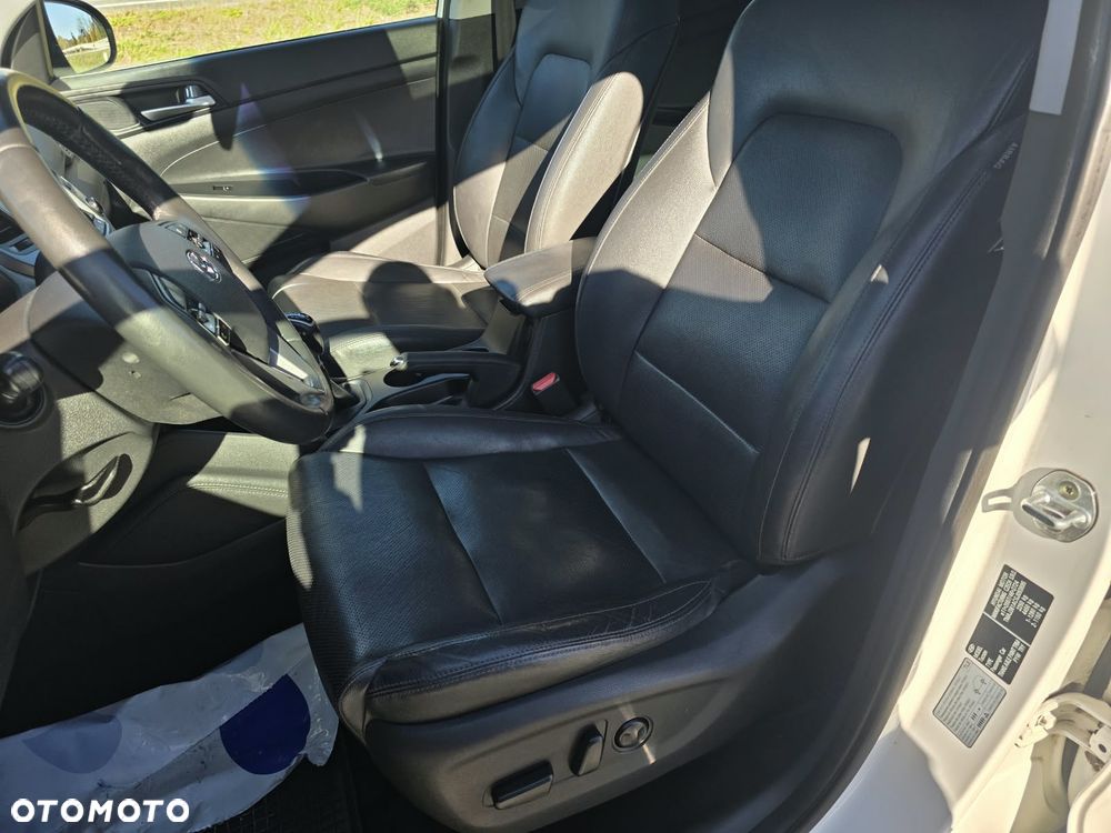 Hyundai Tucson - 16