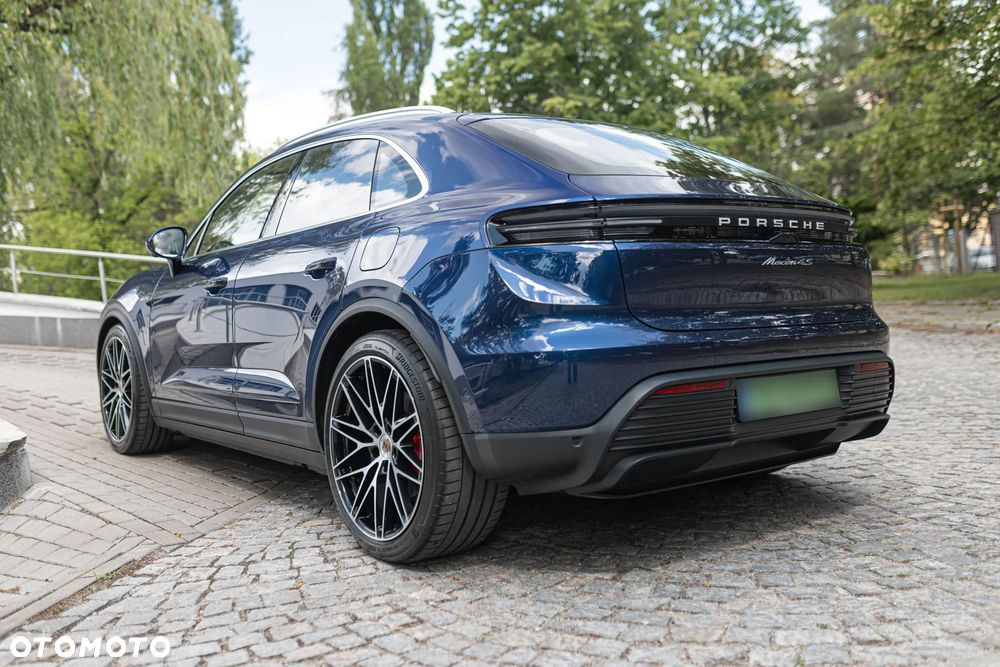 Porsche Macan - 8