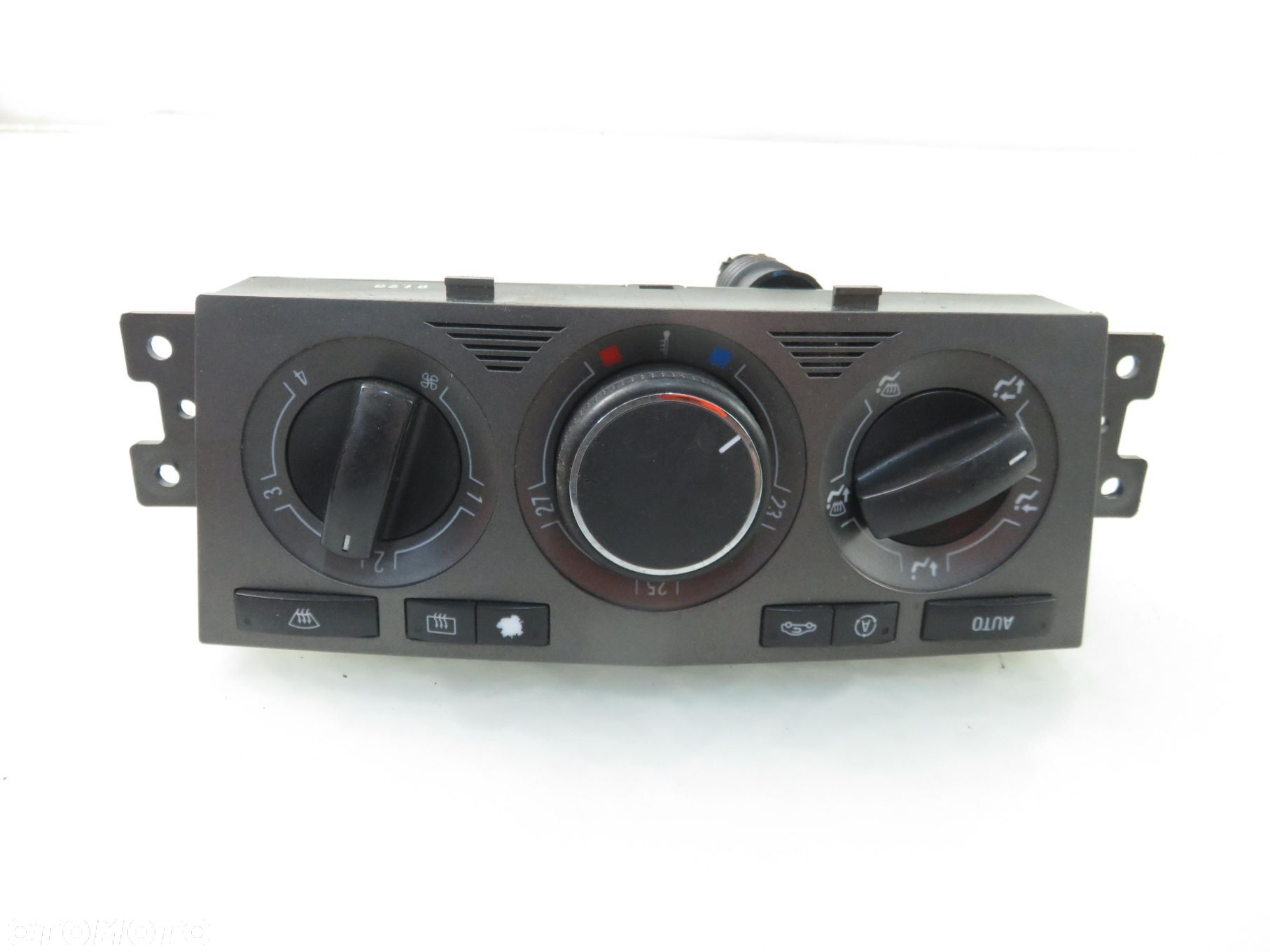 PANEL NAWIEWU Z AC OPEL ANTARA A 96827394 - 1