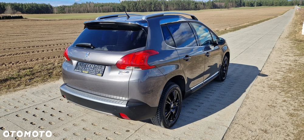 Peugeot 2008 1.6 e-HDi Allure S&S - 18