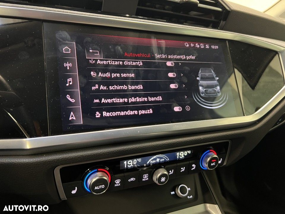 Audi Q3 2.0 40 TFSI S tronic quattro S Line - 22