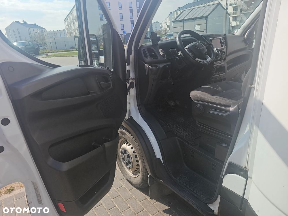 Iveco 35S18 - 17