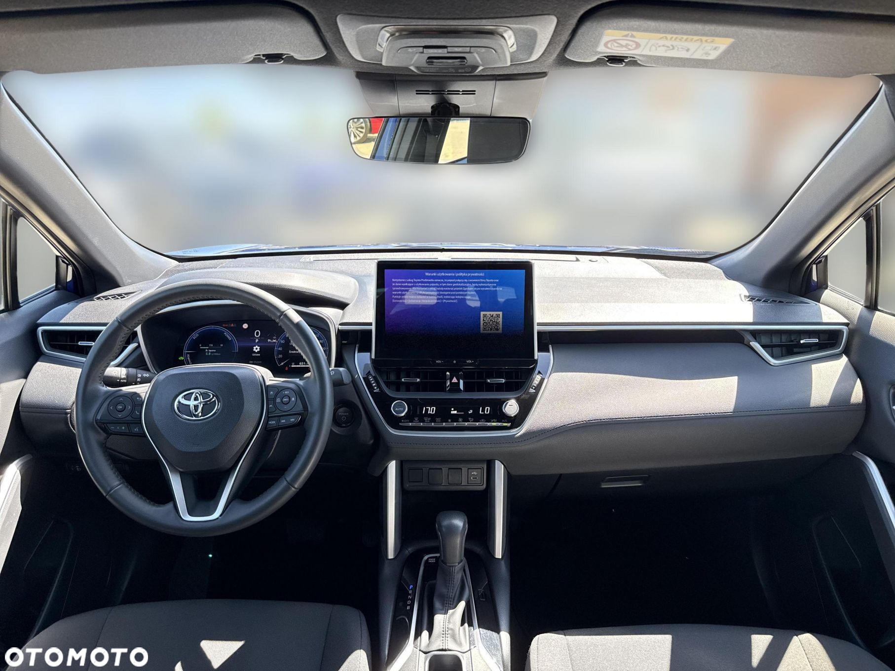 Toyota Corolla Cross 2.0 Hybrid Comfort - 12