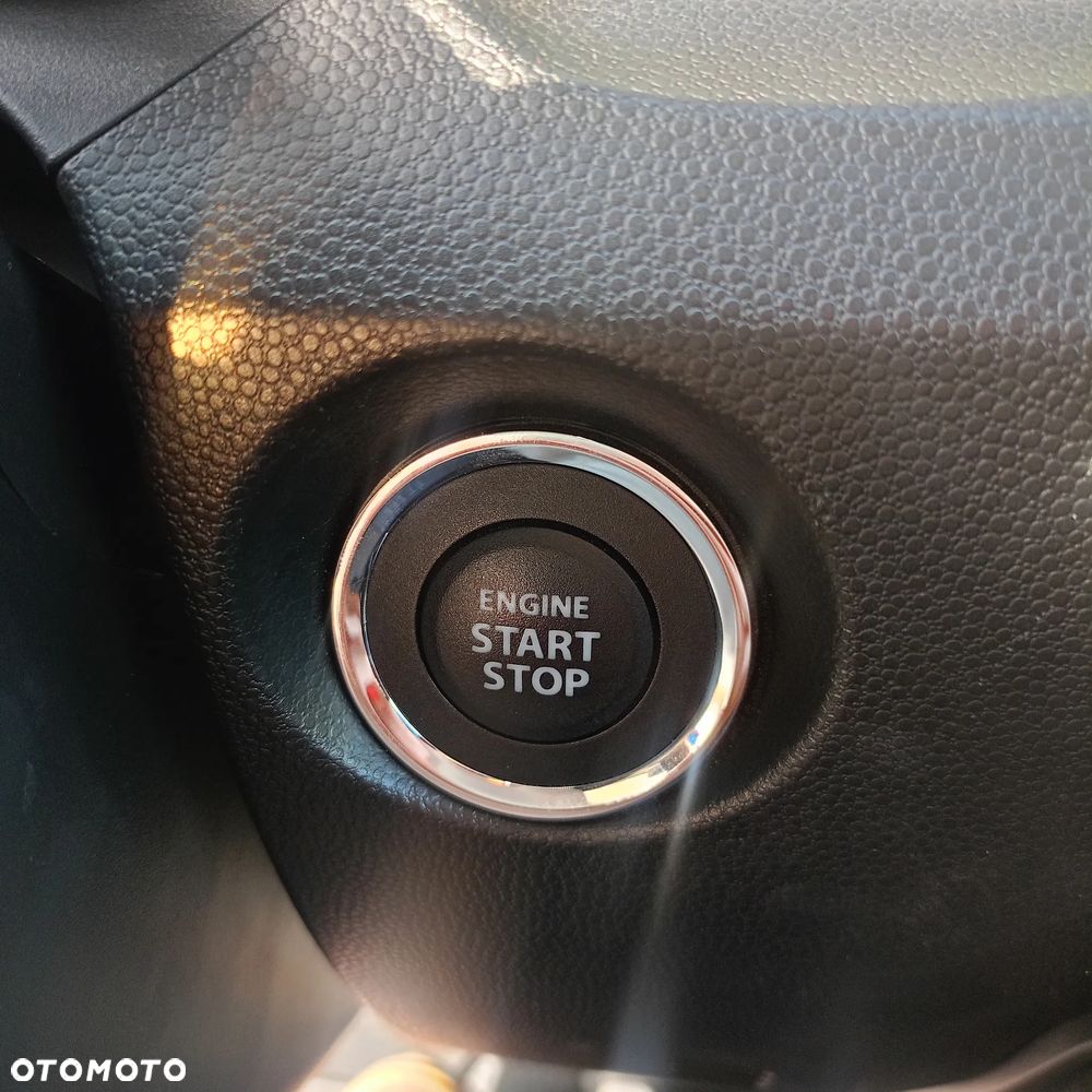 Suzuki Ignis - 12