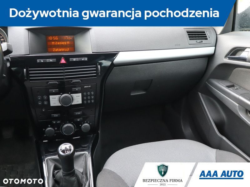 Opel Astra - 10
