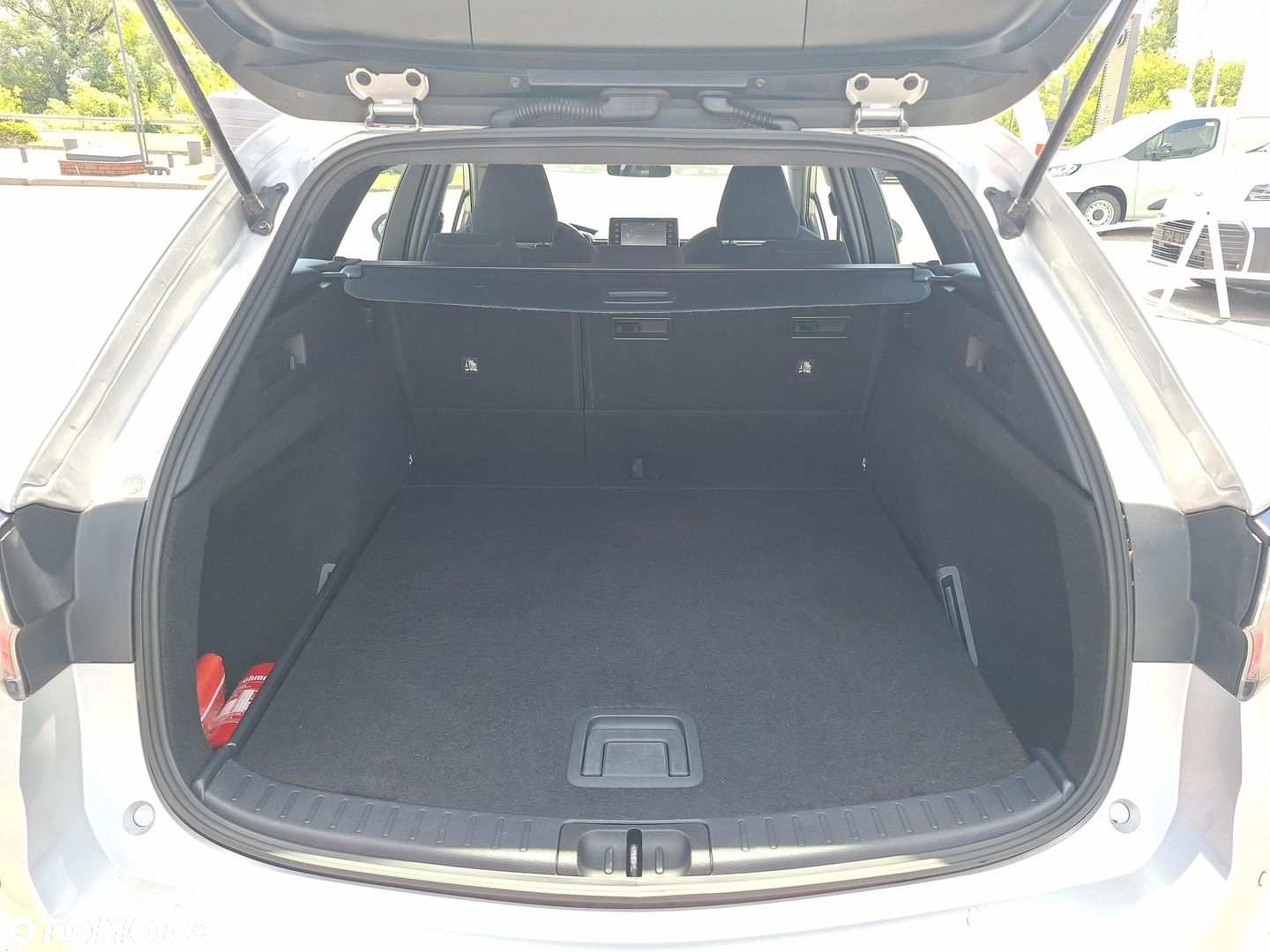 Toyota Corolla - 12