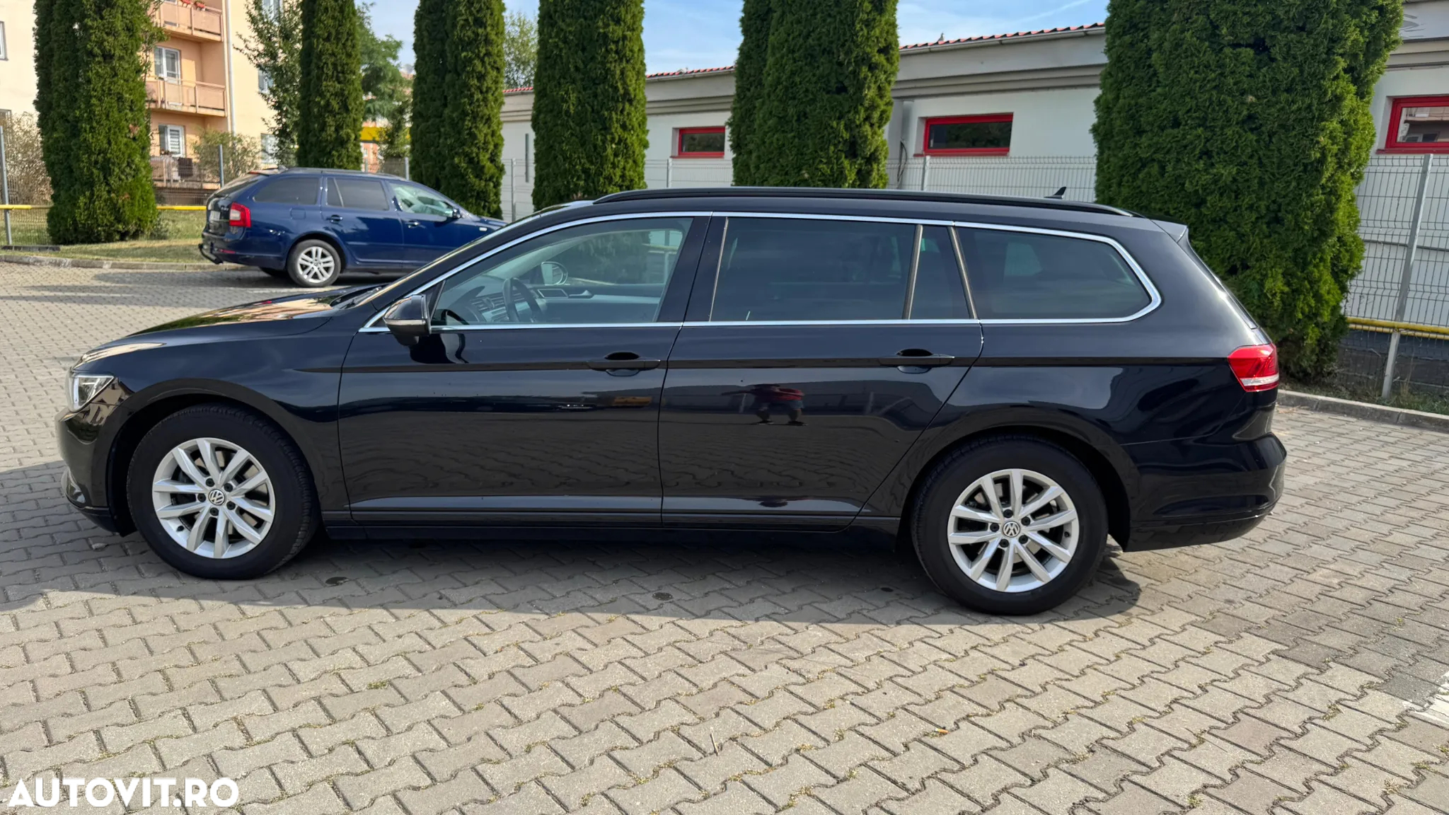 Volkswagen Passat Variant 2.0 TDI DSG (BlueMotion Technology) Comfortline - 3