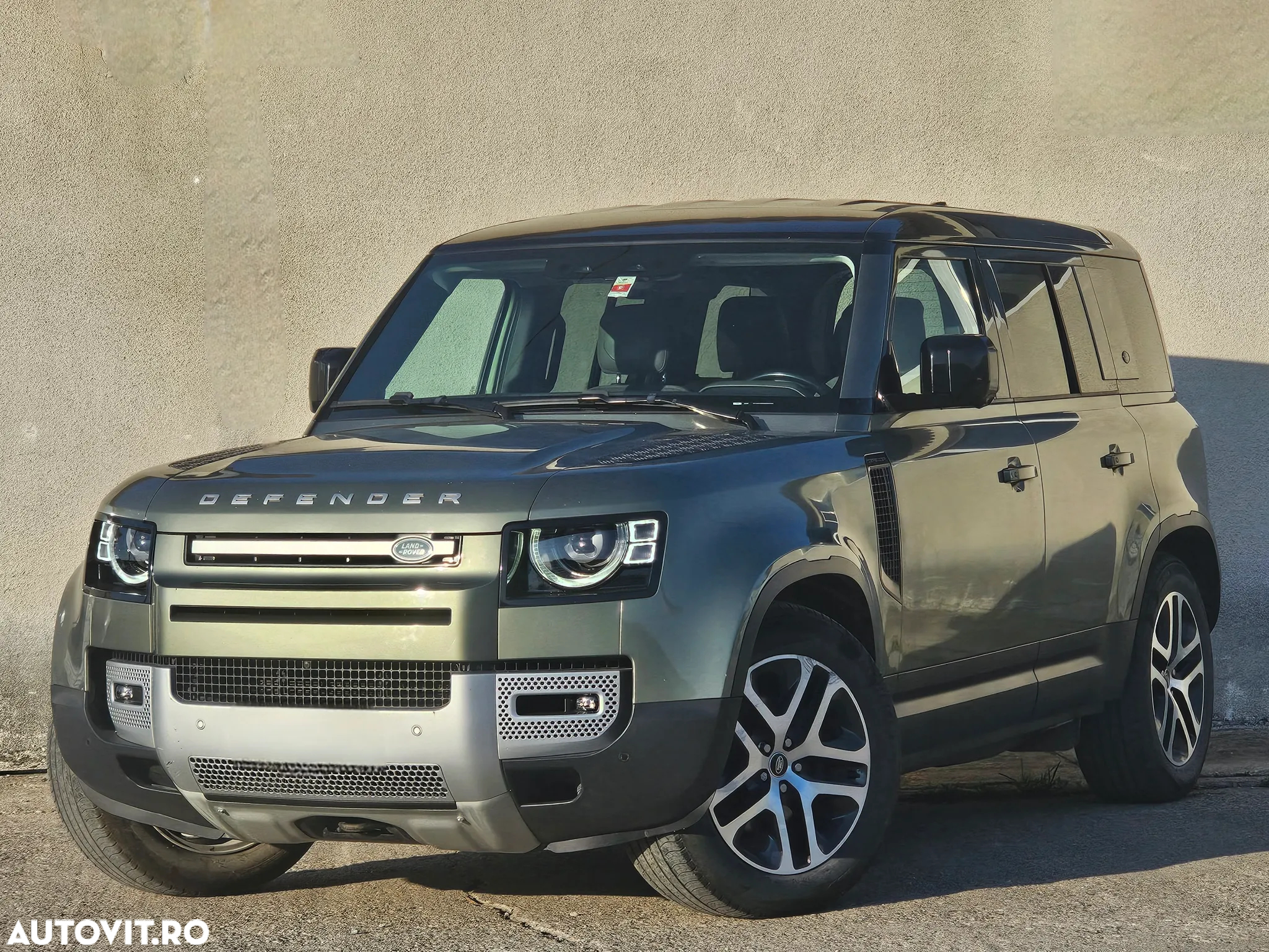 Land Rover Defender 110 3.0D 200 MHEV X-Dynamic SE - 2
