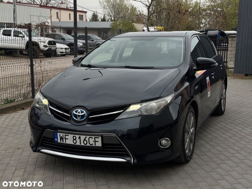 Toyota Auris - 1